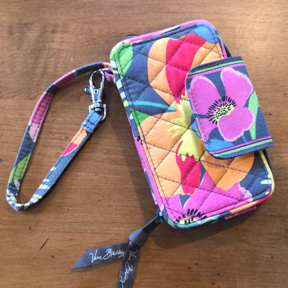 LIKE NEW Vera Bradley Colorful Floral Wristlet